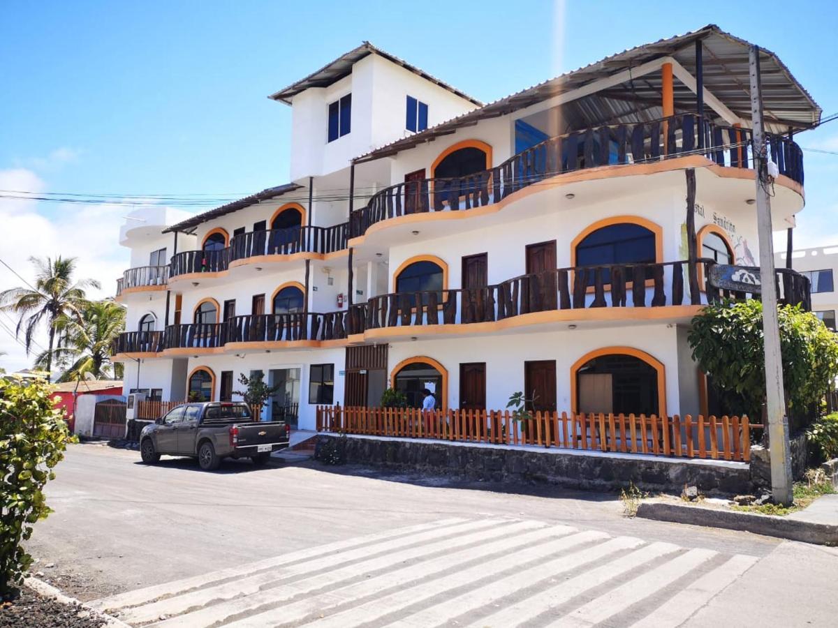 Hostal Sandrita Puerto Villamil Extérieur photo